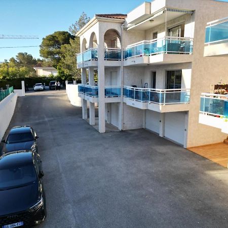 Port Santa-Lucia La Musardiere מראה חיצוני תמונה